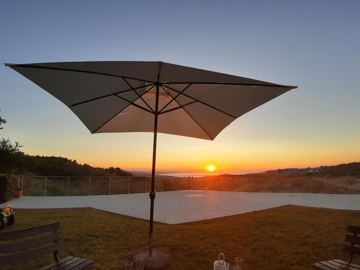 Villa De Ruschi Montacuto Bagian luar foto