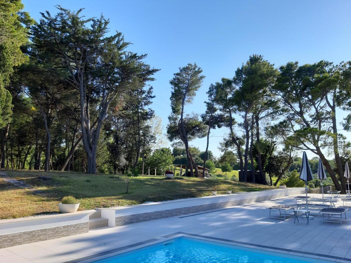 Villa De Ruschi Montacuto Bagian luar foto